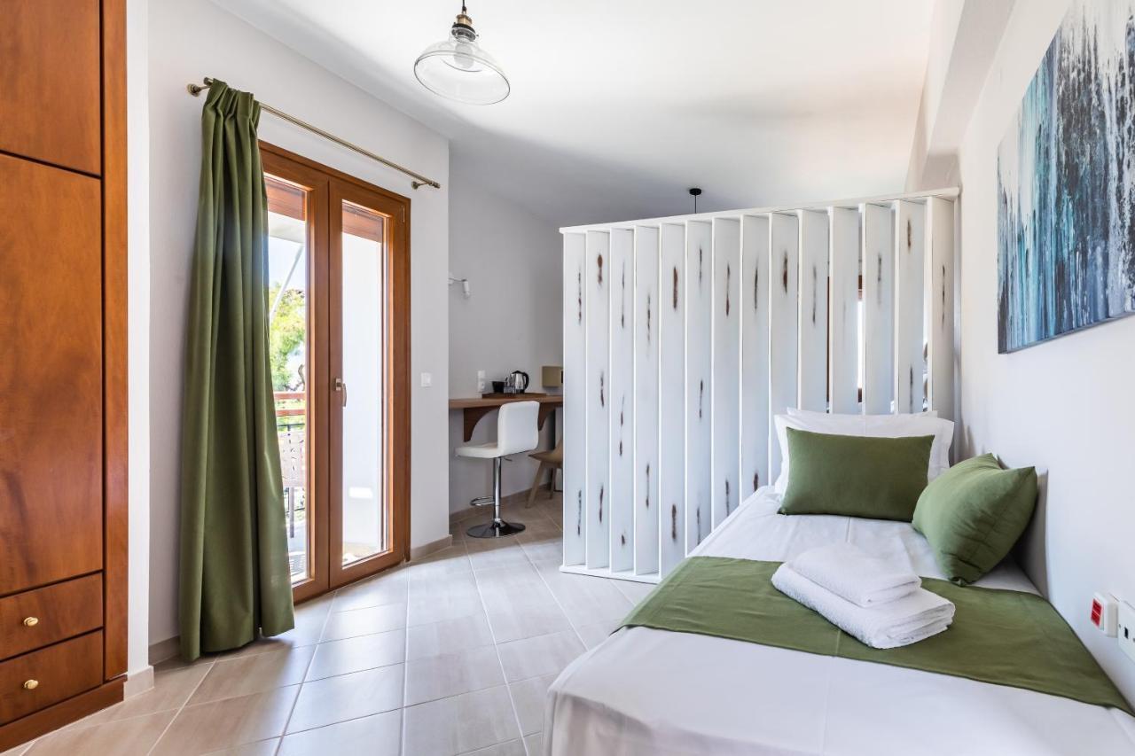 Aegeon Hotel Скопелос Экстерьер фото